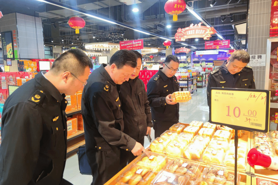 筑牢節(jié)日食安防線，守護群眾“舌尖安全”——天水市市場監(jiān)管局開展春節(jié)前食品安全督查檢查聚焦食用農(nóng)產(chǎn)品批發(fā)
